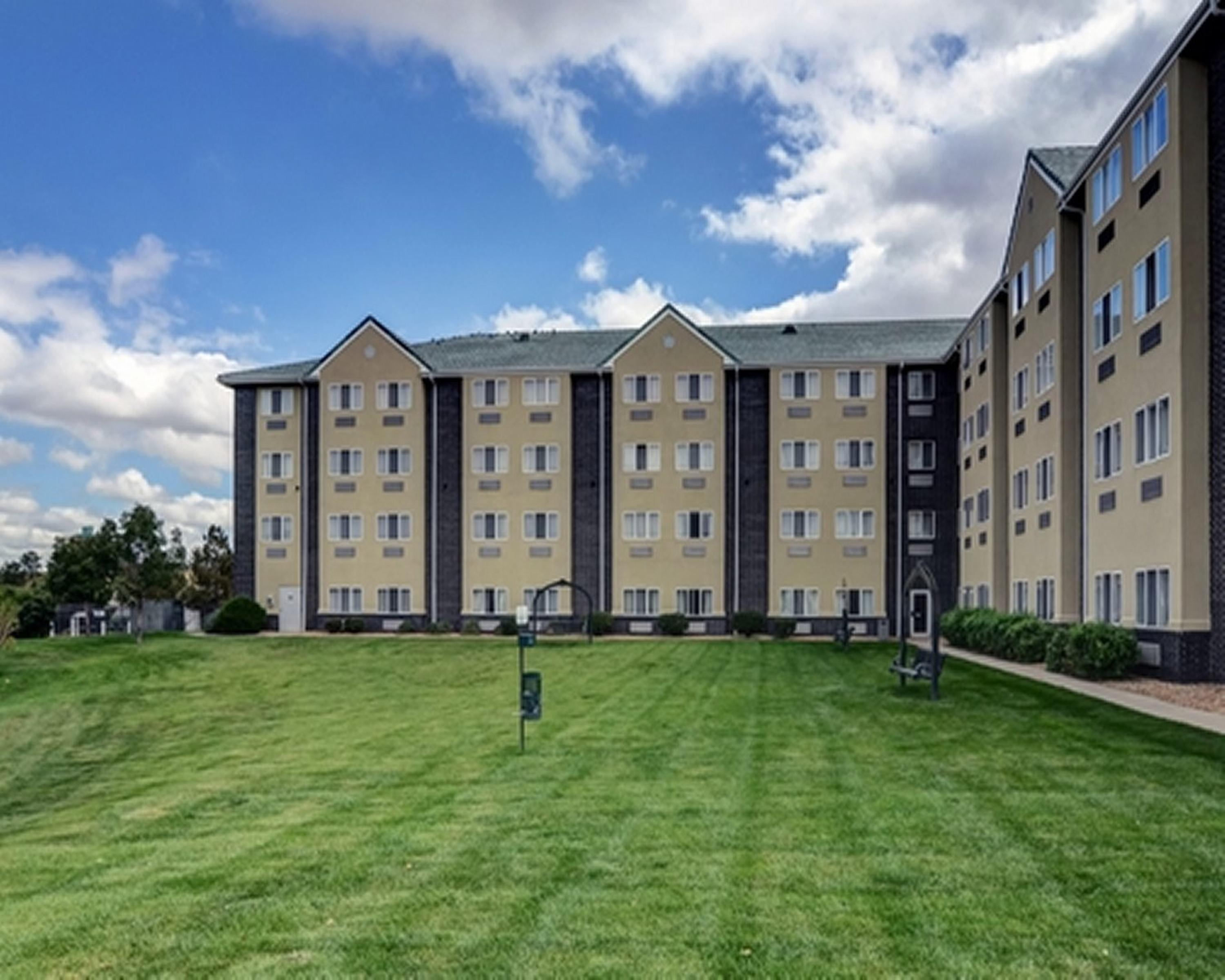 Quality Inn & Suites Denver Airport - Gateway Park Aurora Ngoại thất bức ảnh