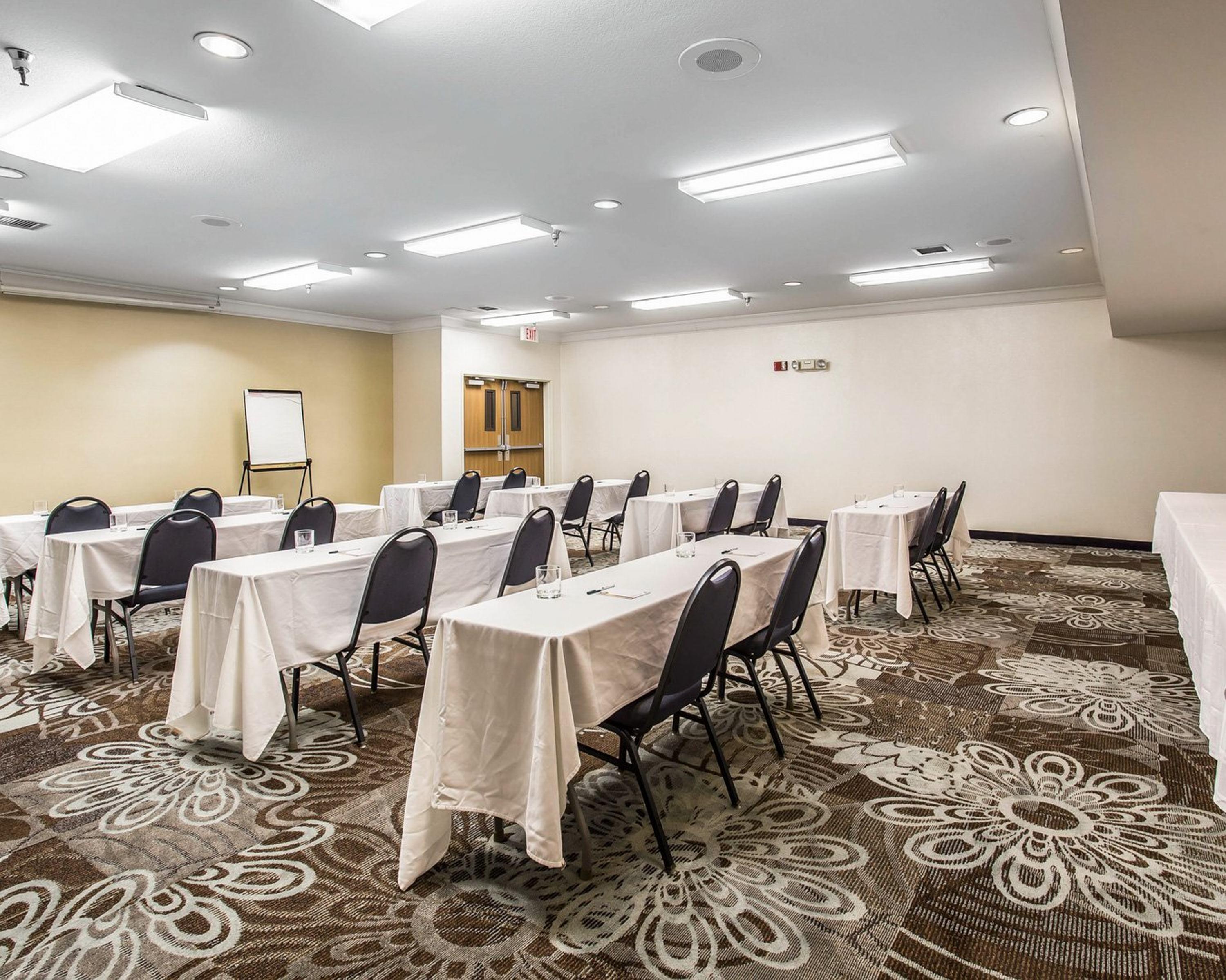 Quality Inn & Suites Denver Airport - Gateway Park Aurora Ngoại thất bức ảnh