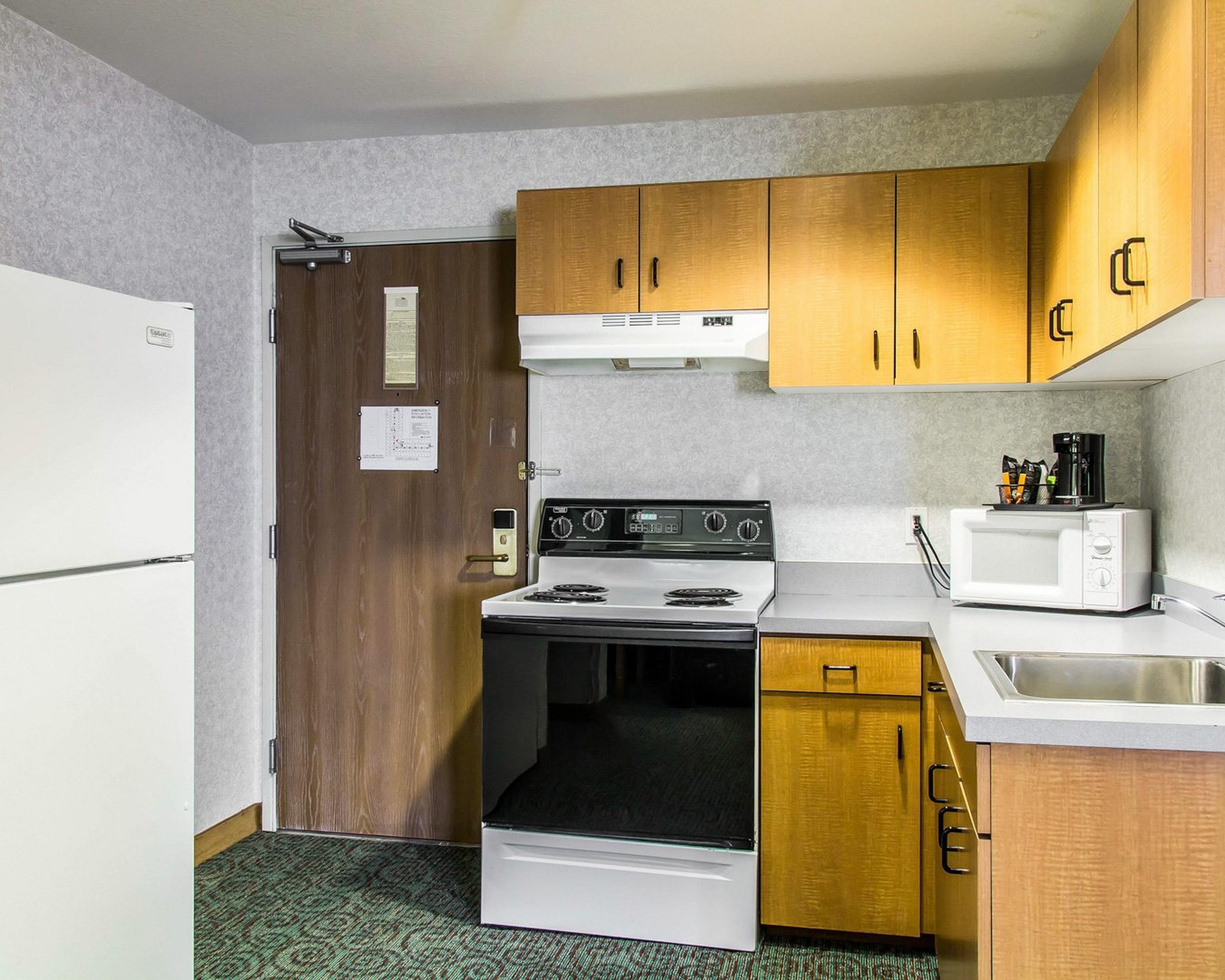 Quality Inn & Suites Denver Airport - Gateway Park Aurora Ngoại thất bức ảnh