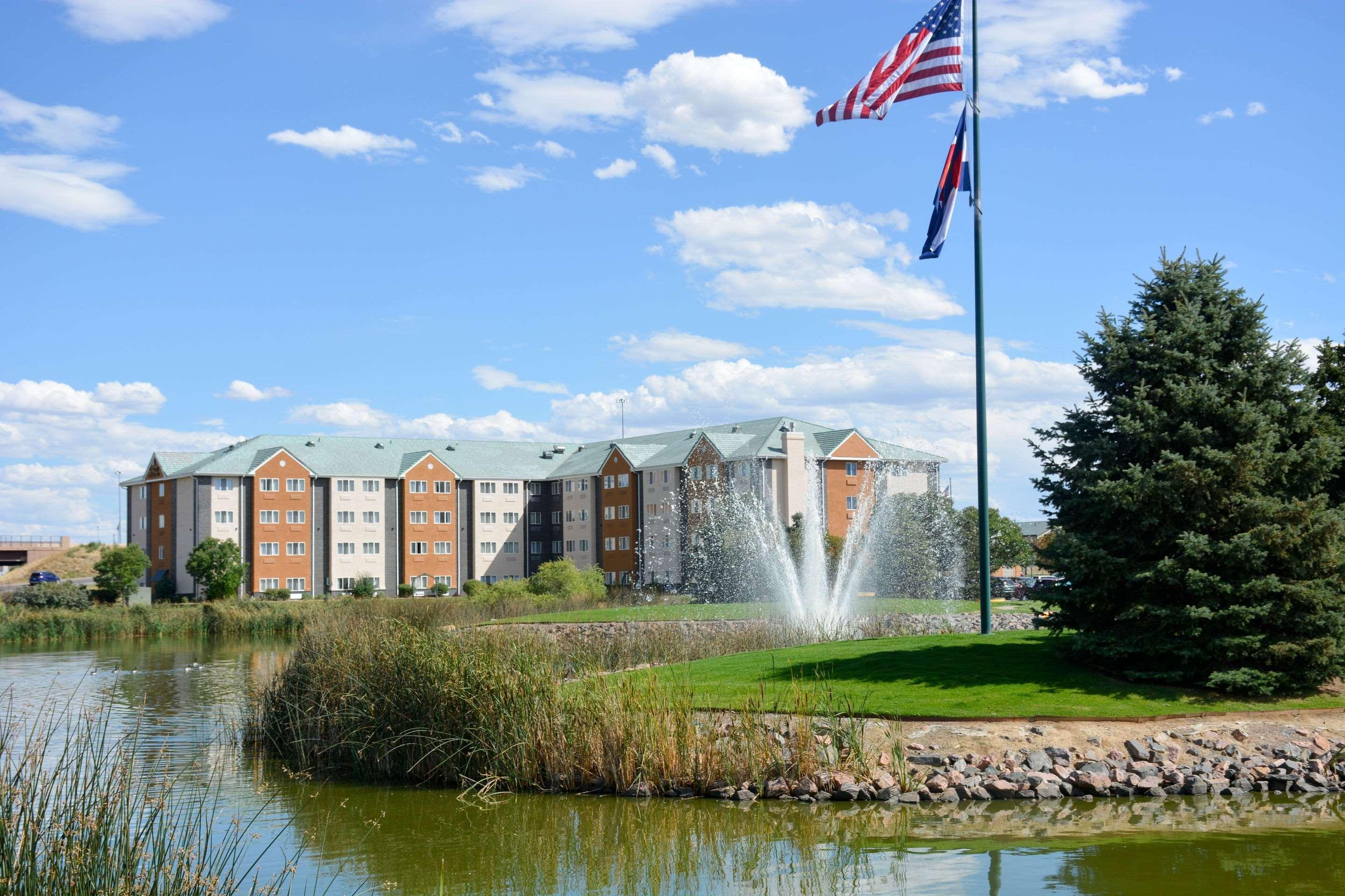 Quality Inn & Suites Denver Airport - Gateway Park Aurora Ngoại thất bức ảnh