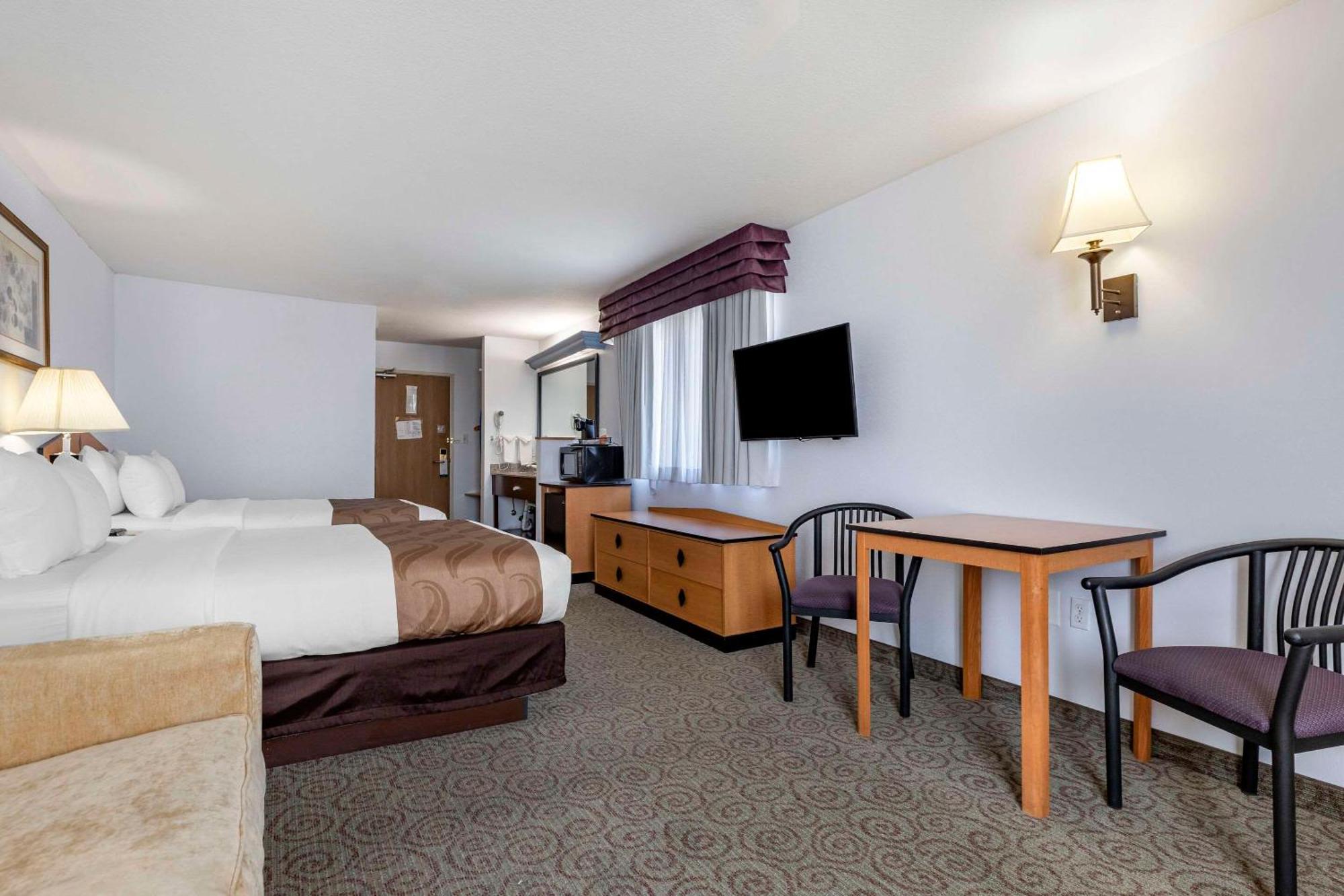 Quality Inn & Suites Denver Airport - Gateway Park Aurora Ngoại thất bức ảnh